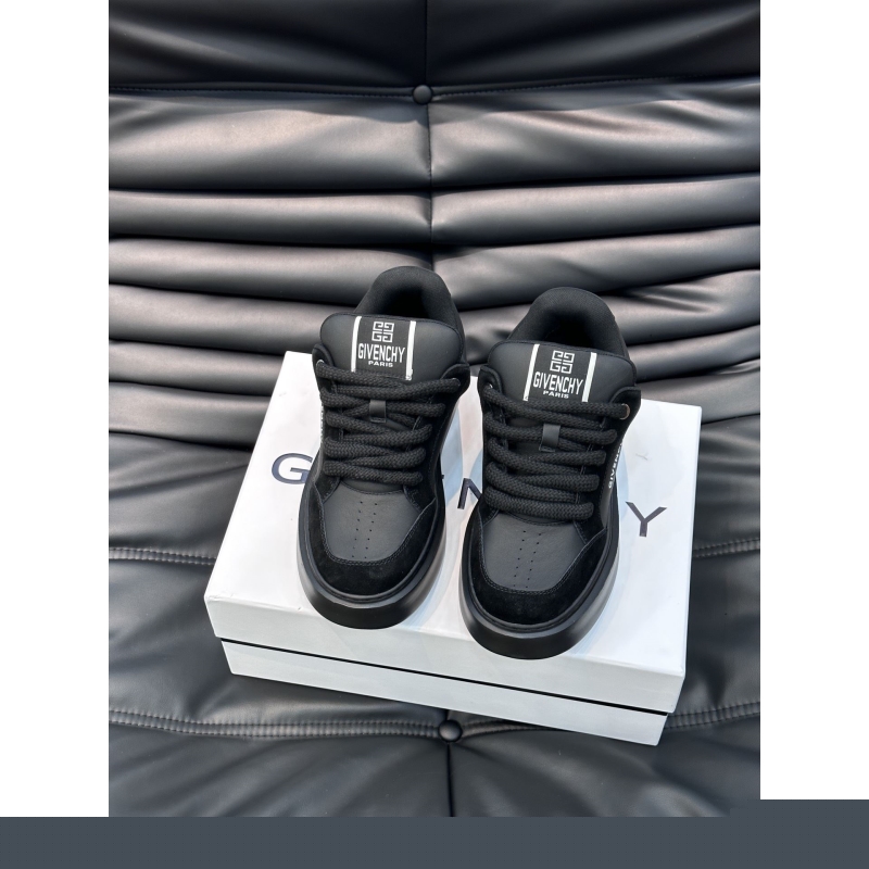 Givenchy Sneakers
